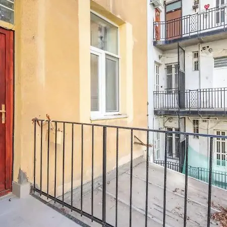 Buda Royal Castle 2 Double Beds Private *