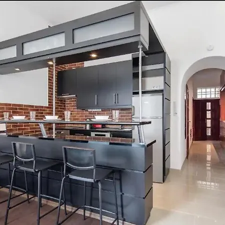 Buda Royal Castle 2 Double Beds Private * Будапешт